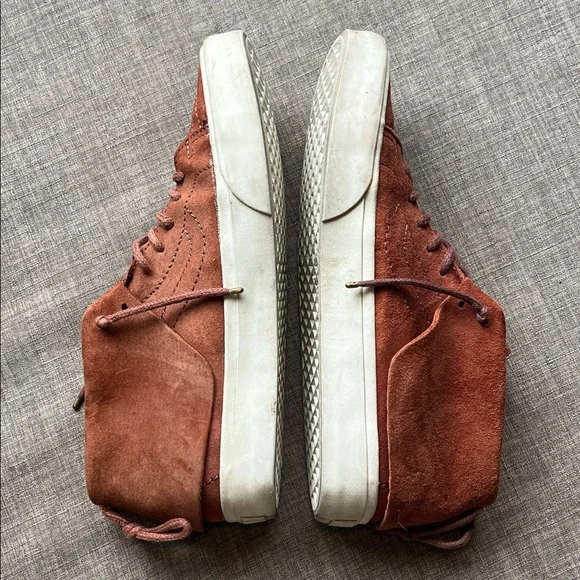 Van's Leather Chukka Style Skate Shoes M8.5 W10 - Picture 6 of 9